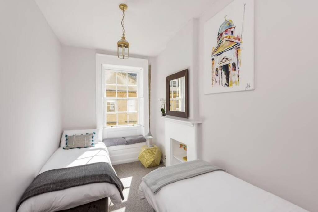 Georgian Apartment Located In The Center Of Bath. Экстерьер фото